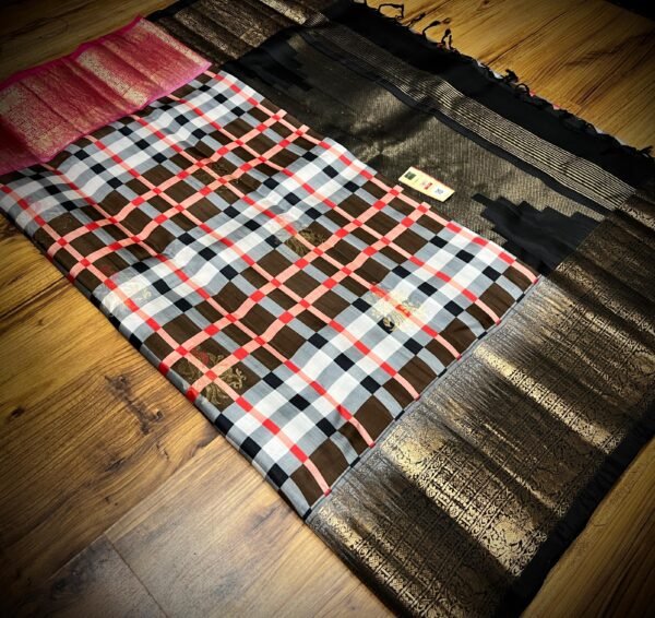 Traditional elegant Kanchipuram pure silk saree fusion with Digital print