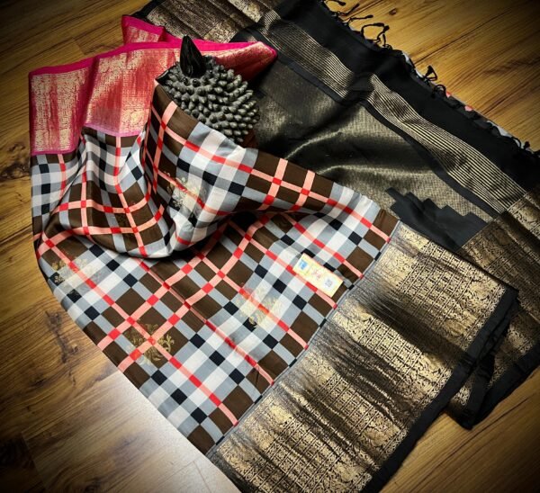 Traditional elegant Kanchipuram pure silk saree fusion with Digital print