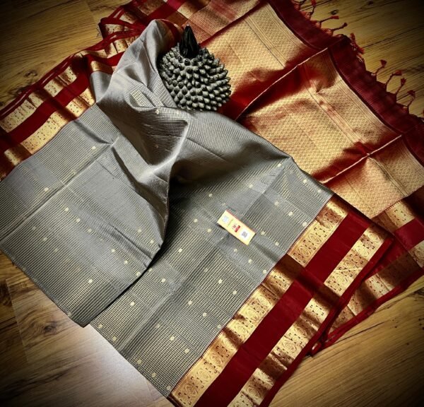 Pure kanchipuram silk Saree Grey with Marun combo