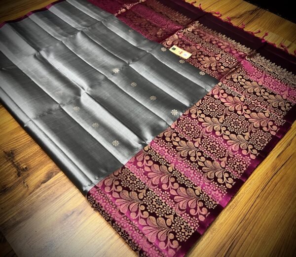 Silver Grey Turning Border Silk Saree with Magenta Contrast Pallu and Gold Zari Weaving