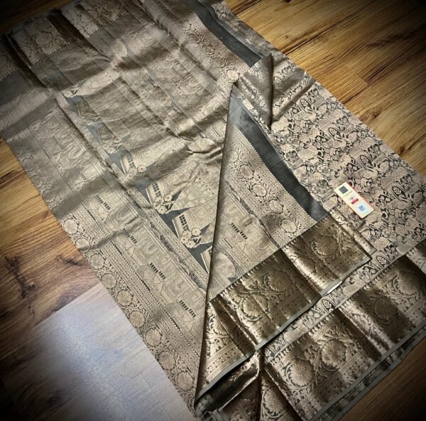 Antique Olive Gold Kanjivaram Brocade Silk Saree with Grand Zari Pallu