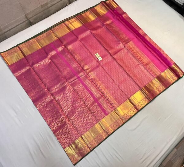 Elegant Pink Kanchipuram Silk Saree with Traditional Gold Zari Weaving & Rich Border